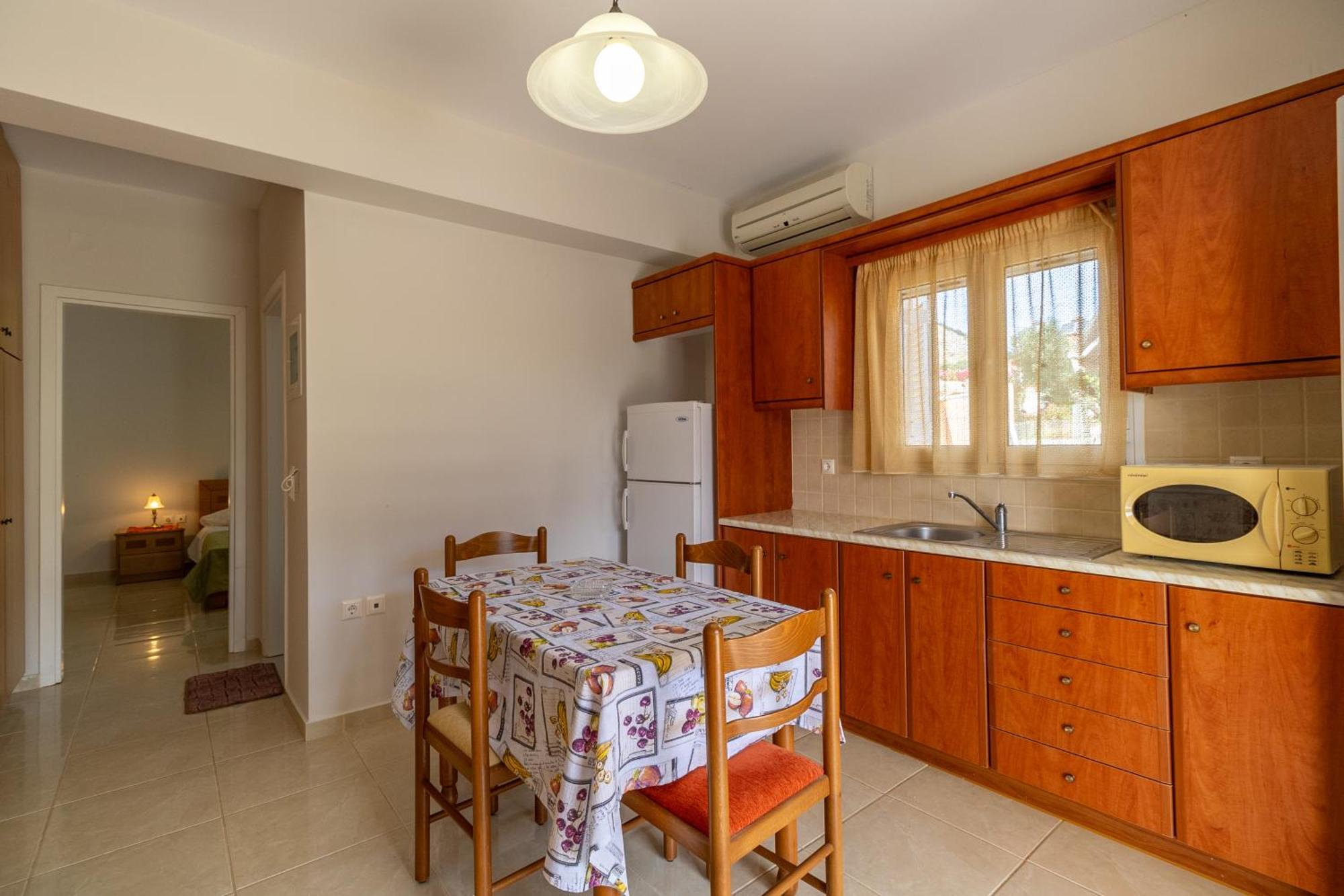 Apartments Thekla Karavados Ngoại thất bức ảnh